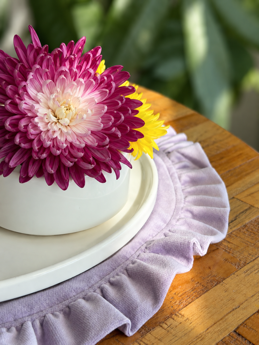 Ruffled Velvet Placemat Set – Lavender